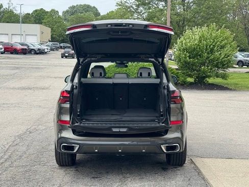 Certified 2026 BMW X5 xDrive40i w/ M Sport Package AWD/4WD image 31