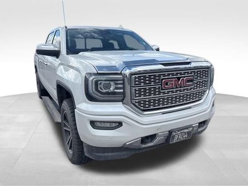 Used 2016 GMC Sierra 1500 Denali w/ Enhanced Driver Alert Package AWD/4WD image 9