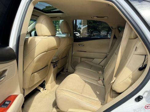 Used 2010 Lexus RX 350 2WD image 24