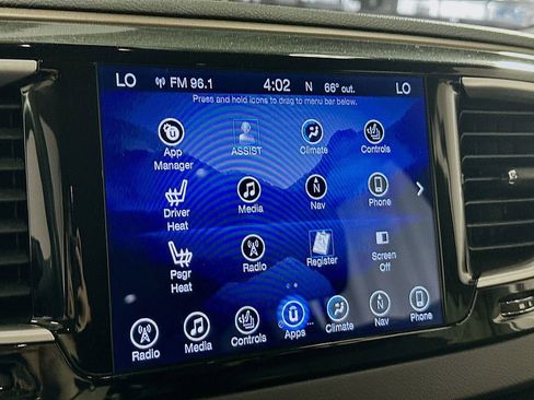 Used 2017 Chrysler Pacifica Touring-L image 16