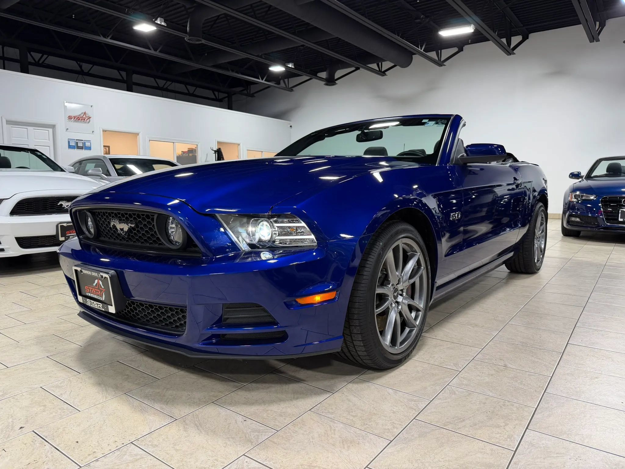Used 2013 Ford Mustang GT w/ Brembo Brake Pkg RWD image 13