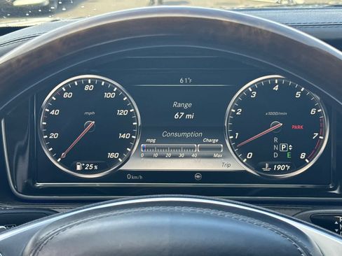 Used 2016 Mercedes-Benz Maybach S 600 image 25