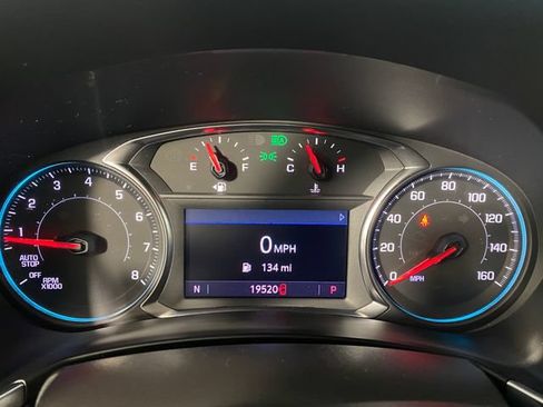 Used 2024 Chevrolet Equinox LT AWD/4WD image 16