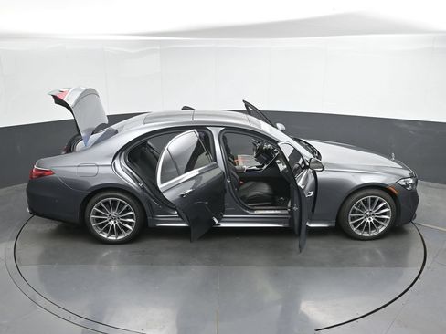 Used 2023 Mercedes-Benz S 580 4MATIC Sedan image 50
