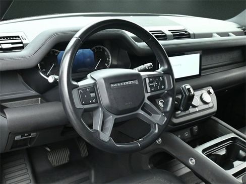 Used 2023 Land Rover Defender 110 X-Dynamic SE image 23