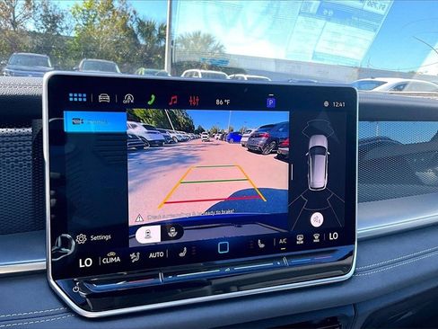 New 2026 Volkswagen Tiguan SE image 27