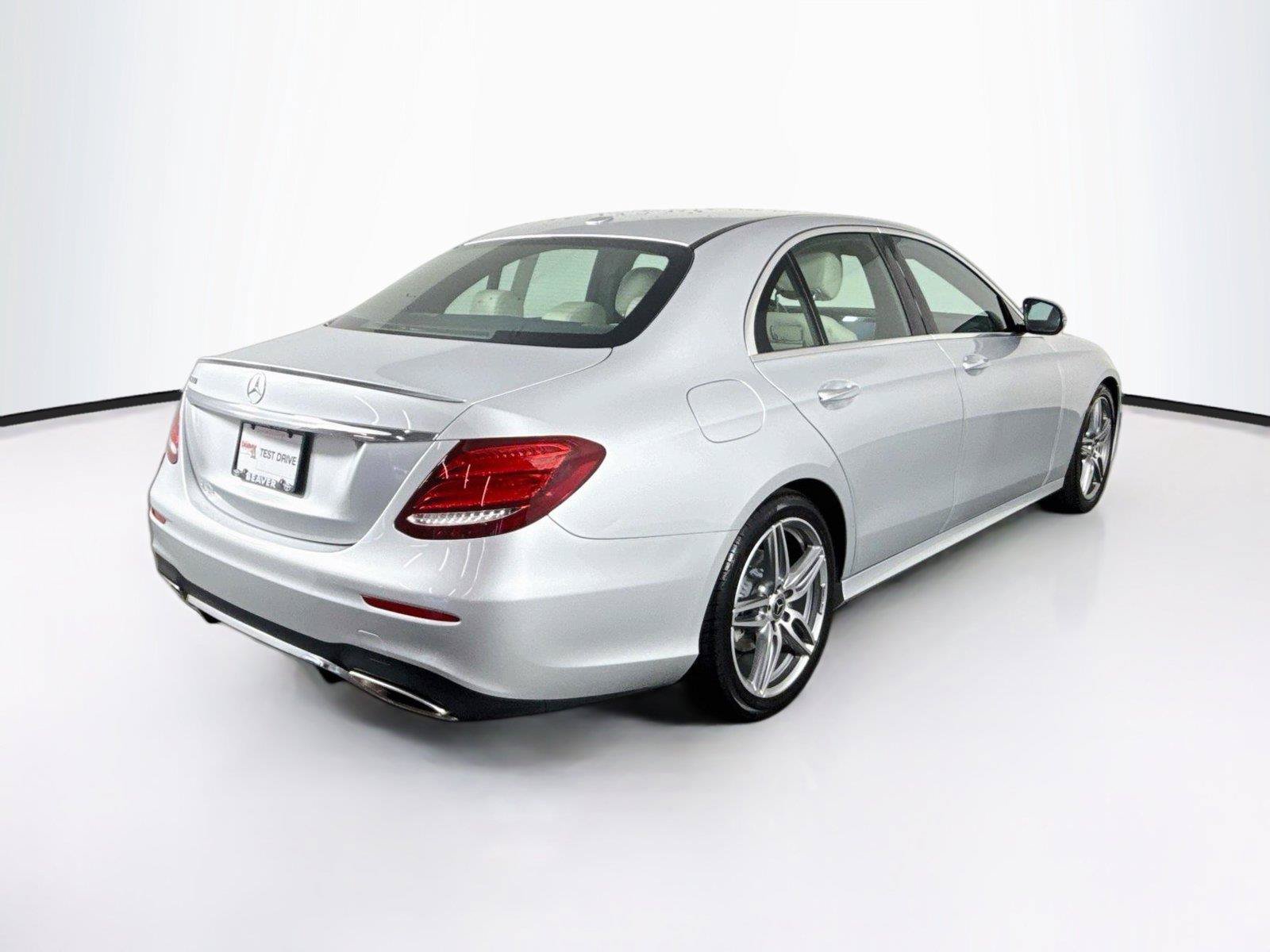 Used 2019 Mercedes-Benz E 300 image 2