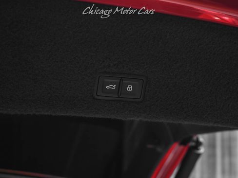 Used 2021 Lamborghini Urus AWD/4WD image 53