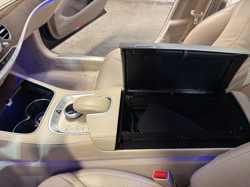 Used 2014 Mercedes-Benz S 550 Sedan image 20