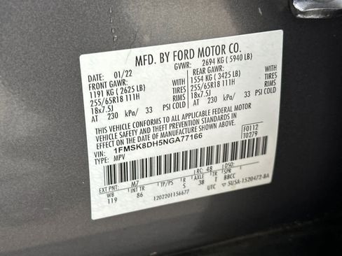 Certified 2022 Ford Explorer XLT image 30