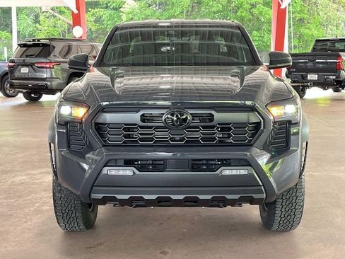 New 2026 Toyota Tacoma 4x4 Double Cab image 10