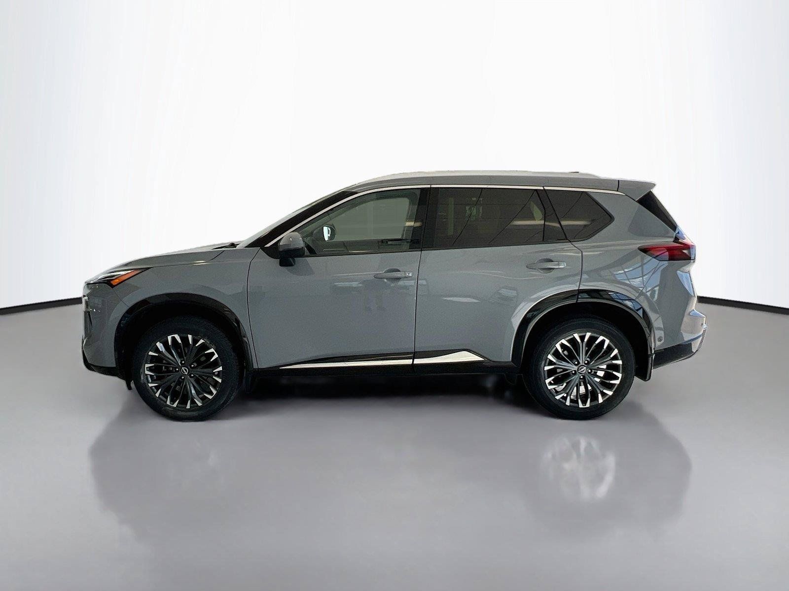 Used 2024 Nissan Rogue Platinum w/ Platinum Premium Package AWD/4WD image 8