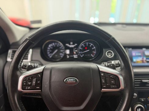 Used 2016 Land Rover Discovery Sport HSE AWD/4WD image 25