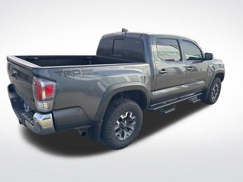 Used 2021 Toyota Tacoma TRD Off-Road image 9