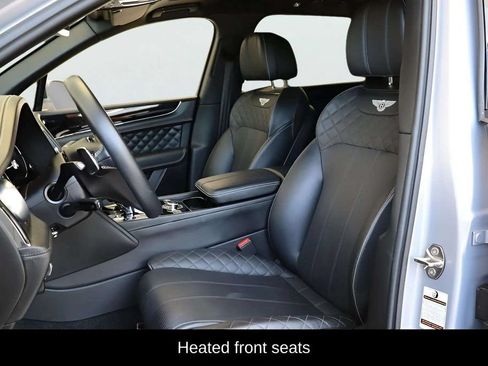 Used 2017 Bentley Bentayga AWD/4WD image 28
