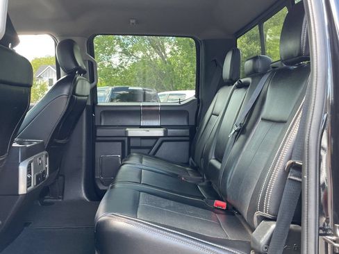 Used 2020 Ford F250 Lariat w/ Lariat Value Package AWD/4WD image 9
