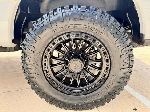 Certified 2026 Ford F250 Platinum AWD/4WD image 10