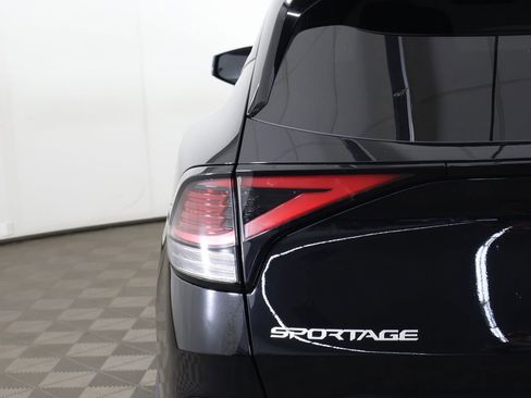 Used 2023 Kia Sportage X-Line w/ X-Line Premium Package AWD/4WD image 16