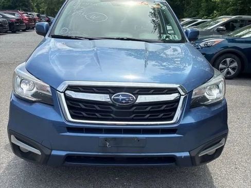 Used 2018 Subaru Forester 2.5i Touring AWD/4WD image 14