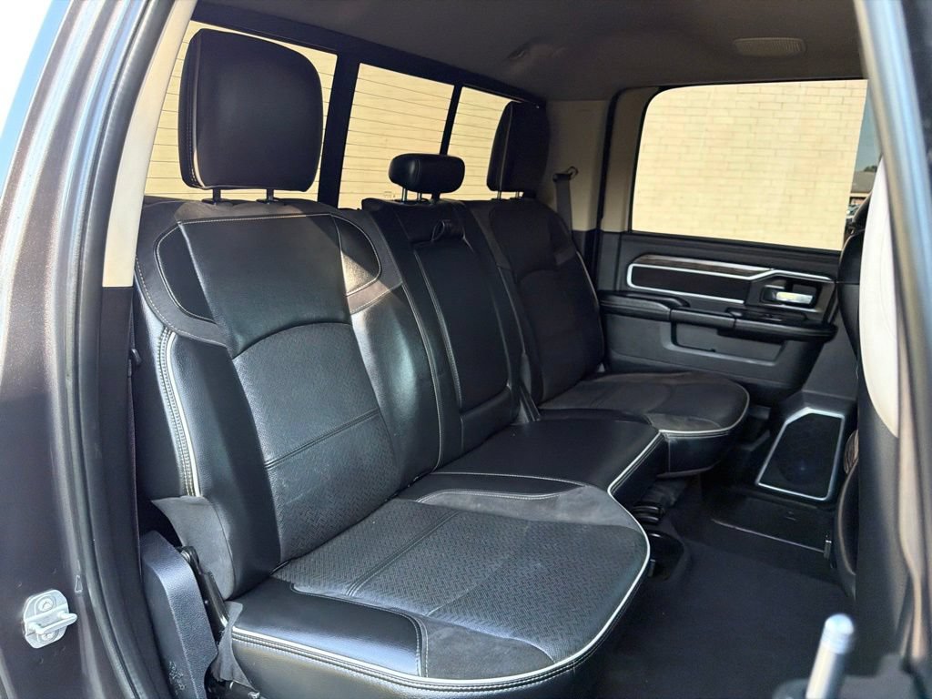 Used 2020 RAM 3500 4x4 Crew Cab Laramie DRW image 10