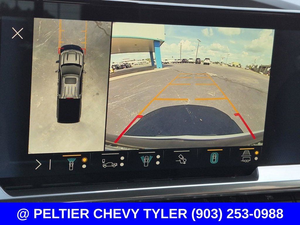 Used 2023 Chevrolet Silverado 1500 High Country w/ Z71 Off-Road Package AWD/4WD image 26