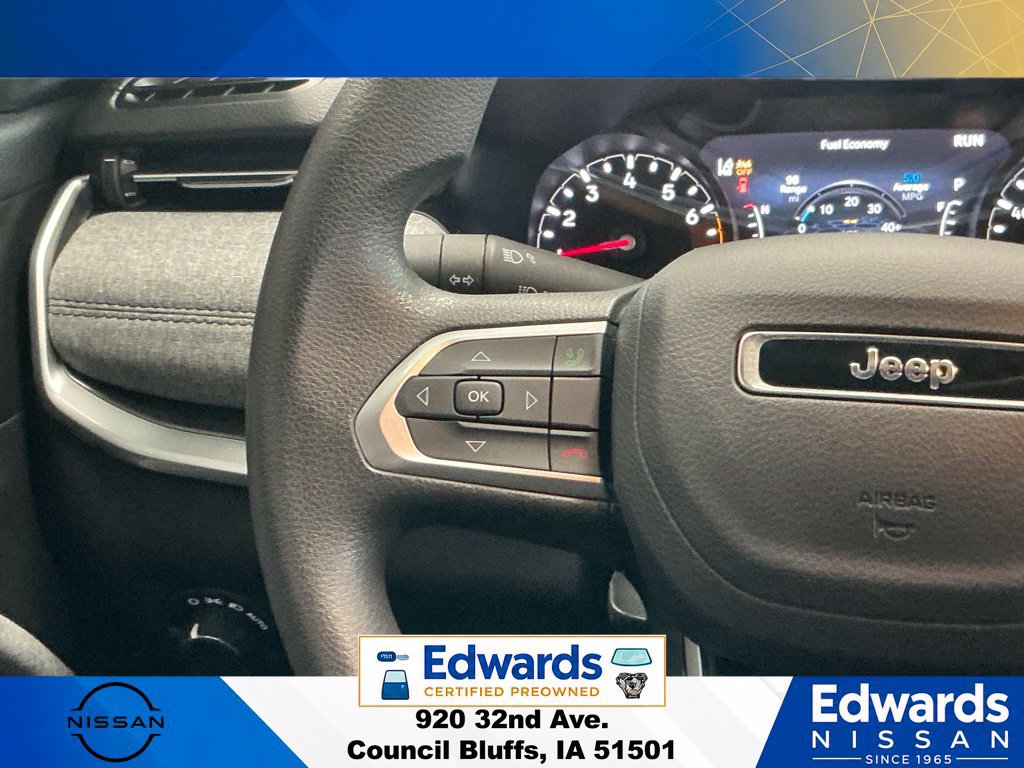 Used 2024 Jeep Compass Sport AWD/4WD image 17