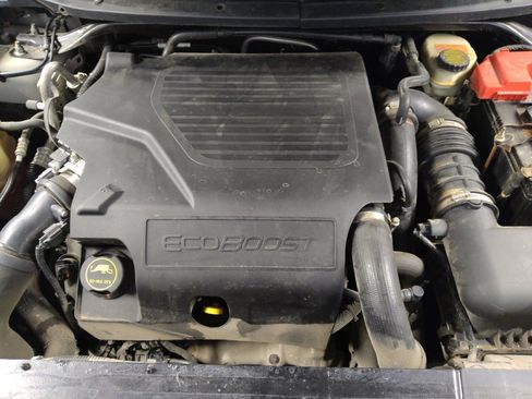 Used 2014 Lincoln MKT AWD w/ Equipment Group 201A image 30