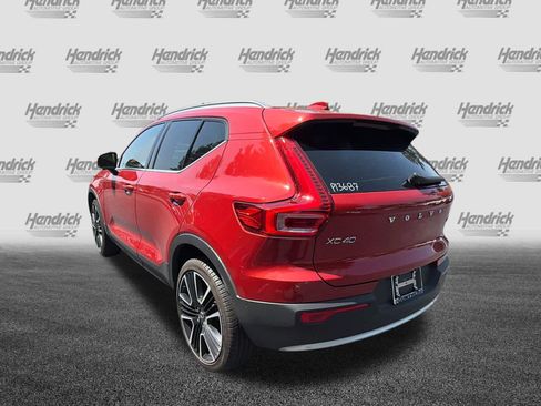 Certified 2024 Volvo XC40 B5 Ultimate w/ Protection Package Premier AWD/4WD image 48