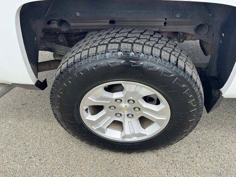 Used 2017 Chevrolet Silverado 1500 LT w/ All Star Edition AWD/4WD image 39