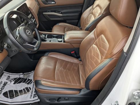 Certified 2023 Nissan Pathfinder Platinum image 23