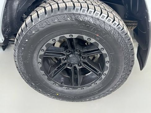 Certified 2023 Toyota 4Runner TRD Off-Road Premium w/ Moonroof Package AWD/4WD image 34