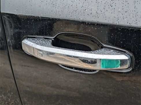 Used 2021 GMC Sierra 1500 Denali w/ Denali Ultimate Package image 12