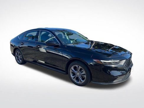 Used 2023 Honda Accord EX image 7