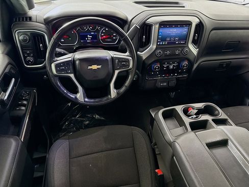 Used 2021 Chevrolet Silverado 1500 LT image 17
