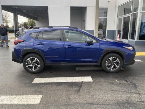 Used 2024 Subaru Crosstrek 2.0i Premium image 9
