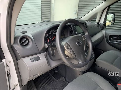 Used 2020 Nissan NV200 S FWD image 29