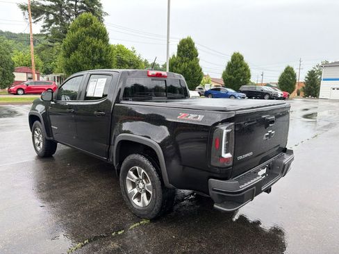 Used 2017 Chevrolet Colorado Z71 AWD/4WD image 3
