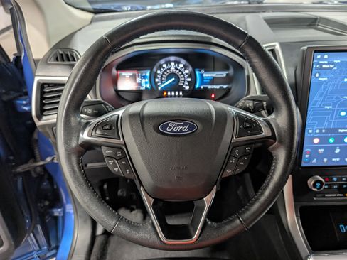 Used 2022 Ford Edge SEL image 15