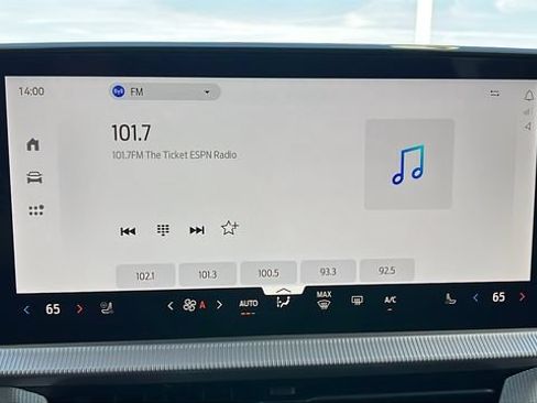 New 2026 Ford Explorer Active w/ Active Comfort Package RWD image 26