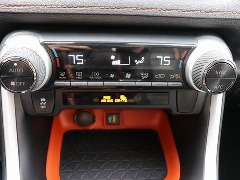 Used 2024 Toyota RAV4 Adventure image 23