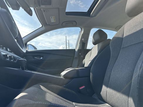Certified 2023 Honda Accord EX image 11