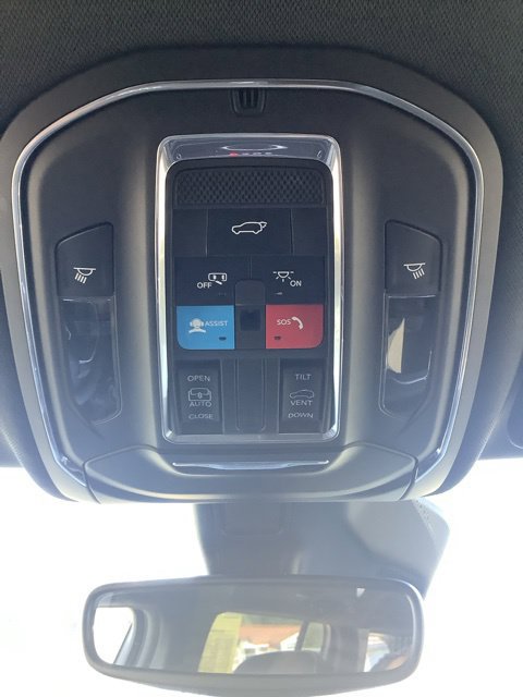Certified 2024 Jeep Grand Cherokee Altitude AWD/4WD image 33