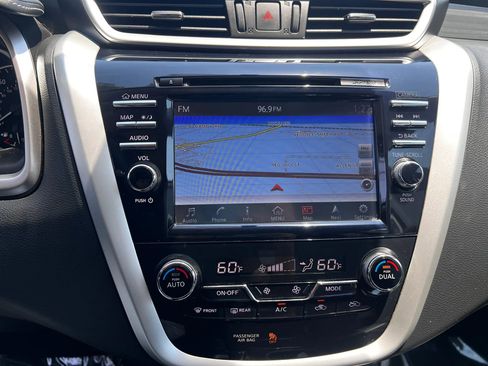 Used 2017 Nissan Murano Platinum w/ Platinum Technology Package AWD/4WD image 21