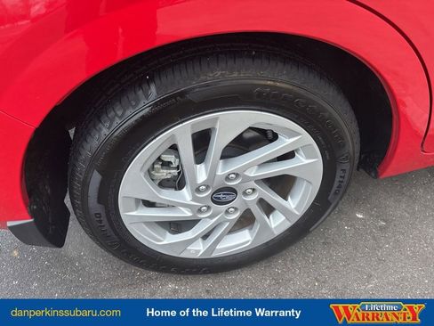 Certified 2025 Subaru Impreza 2.0i image 40