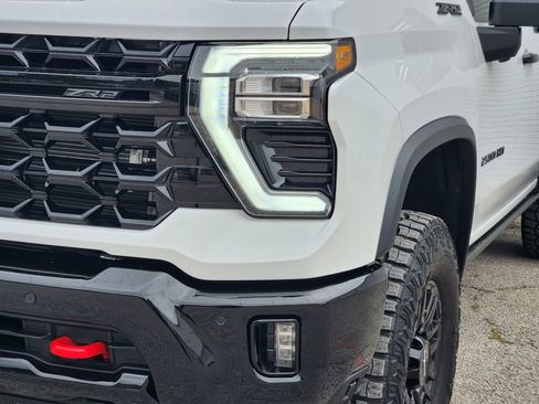 New 2026 Chevrolet Silverado 2500 ZR2 w/ LPO, Dark Essentials Package AWD/4WD image 6