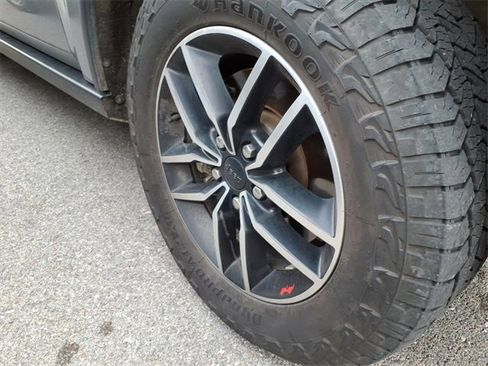 Used 2019 Jeep Grand Cherokee Trailhawk w/ Trailhawk Luxury Group image 4