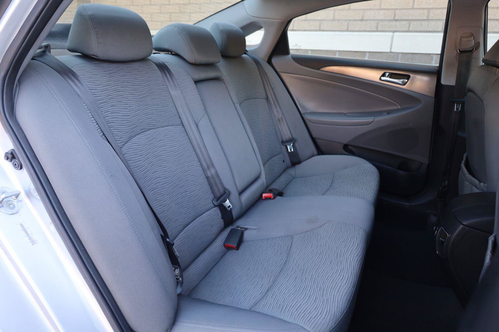 Used 2012 Hyundai Sonata Hybrid FWD image 23