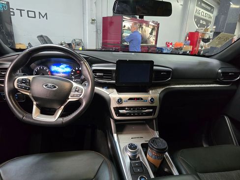 Used 2022 Ford Explorer Timberline image 15