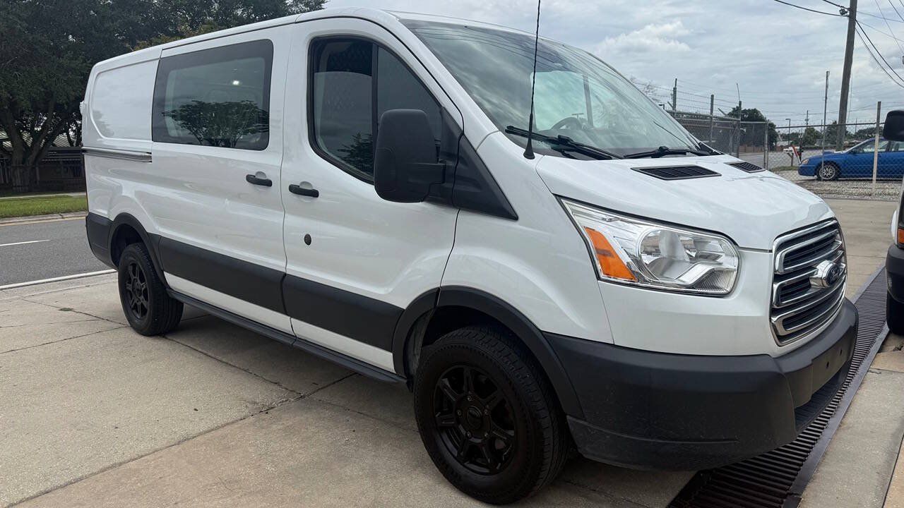 Used 2019 Ford Transit 250 130 Low Roof w/ Exterior Upgrade Package RWD image 1
