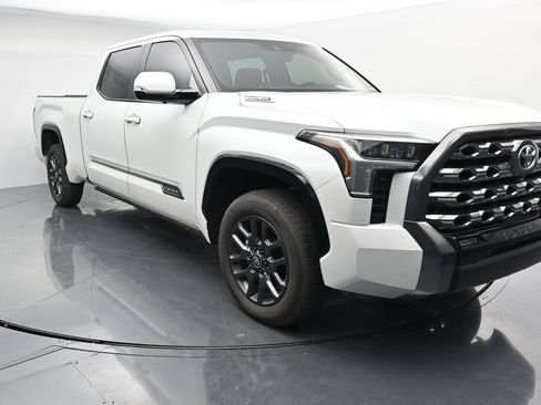 Used 2026 Toyota Tundra Platinum AWD/4WD image 2